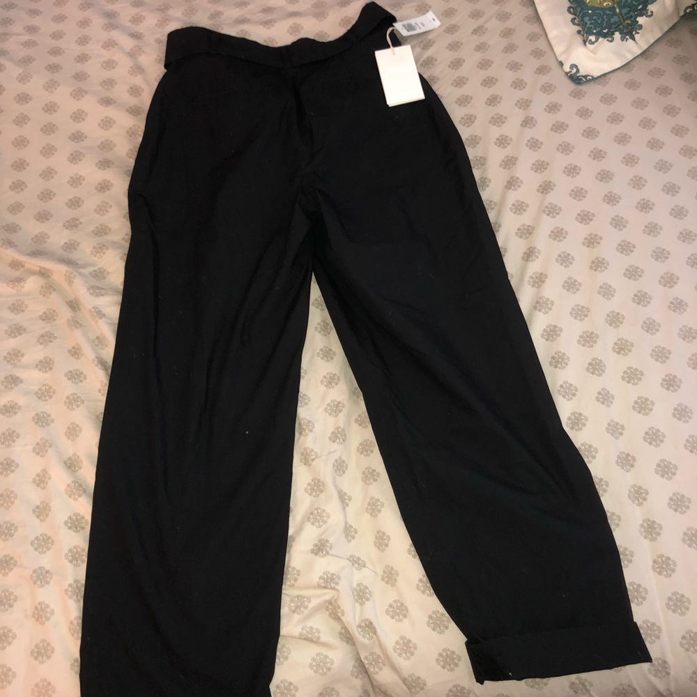 Black Aritzia pants